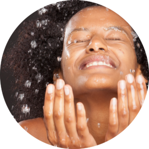 Opti_Shower_Woman